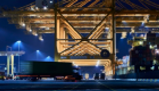 موانئ دبي العالمية.. 80 محطة برية وبحرية تخدم 70 ألف سفينة سنويا