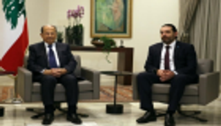 مطالبات لعون والحريري بموقف إزاء تفرد حزب الله بقرار الحرب