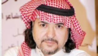 الفنان السعودي خالد سامي يغادر المستشفى بعد استقرار حالته