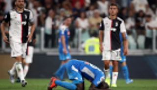 كوليبالي يتغنى بدعم جماهير نابولي رغم خطئه أمام يوفنتوس