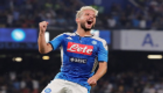 ميرتينز يقود نابولي للفوز على سامبدوريا بثنائية في الدوري الإيطالي