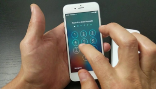 الثغرة تكررت في إصدارات سابقة لأنظمة تشغيل أبل