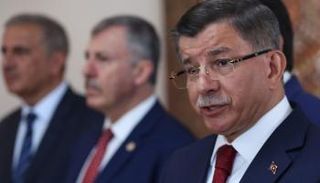 أحمد داود أوغلو يهدد عرش أردوغان