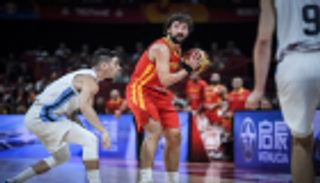 بعد غياب 13 عاما.. إسبانيا تستعيد كأس العالم للسلة على حساب الأرجنتين