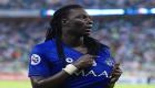 بعد الإساءة لمدربه.. جوميز هداف الهلال السعودي يعتذر عبر "تويتر"