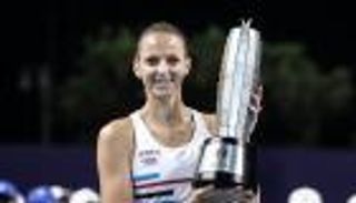 بليسكوفا تحجز ثاني مقاعد البطولة الختامية للتنس.. وتهدد عرش بارتي