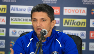 مؤتمر مدرب الهلال - رازفان لوشيسكو