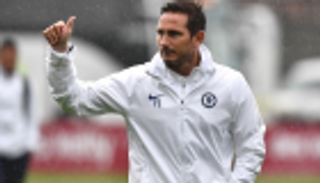 مشاكل فالنسيا لن تخدع لامبارد في انطلاقته الأوروبية