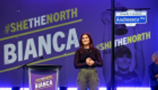 بالصور.. استقبال حافل للكندية أندريسكو بطلة "أمريكا المفتوحة"