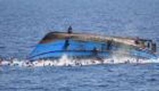 مصرع اثنين في غرق قارب يقل 25 مهاجرا تونسيا