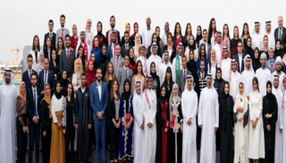 محمد بن زايد يستقبل المشاركين ببرنامج القيادات الإعلامية الشابة