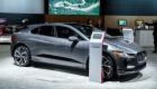 جاجوار تصدم عشاق السيارات الكهربائية.. ماذا قالت؟