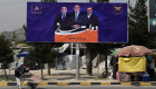 نجاة الرئيس الأفغاني من تفجير أوقع 26 قتيلا شرقي البلاد