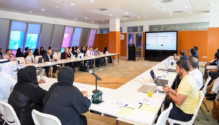 جانب من اجتماع مجموعة الإمارات للابتكار الفضائي