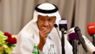 وزير الطاقة السعودي: حادث أرامكو تسبب في توقف 6% من الإنتاج العالمي