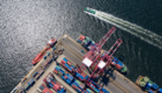 كوريا الجنوبية تعمق الخلاف مع اليابان بقرار "الموثوق بهم"