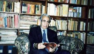  الأديب المصري يوسف عزالدين عيسى