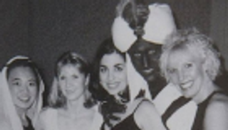 رئيس وزراء كندا يعتذر عن "صورة علاء الدين" العنصرية