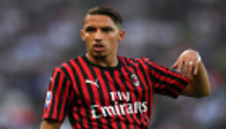 "مجرد 3 نقاط".. الجزائري بن ناصر يقلل من أهمية ديربي ميلانو