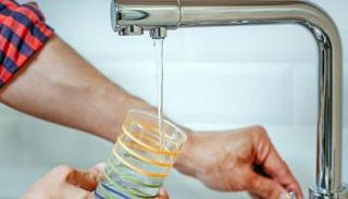 تحذيرات من مياه الصنابير في أمريكا