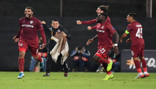 فرحة لاعبي كلوج الروماني