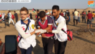 بالصور.. إصابة 74 في الجمعة الـ75 لمسيرة العودة شرق غزة