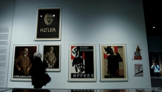 المعرض يقام في متحف سيرتوخينبوش الهولندي