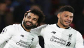 "ليس أنانيا".. تشامبرلين يدافع عن محمد صلاح في ليفربول