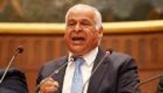 رئيس سموحة يغري لاعبيه للفوز على الأهلي بالدوري المصري