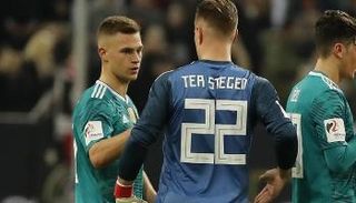 تير شتيجن وجوشوا كيميش