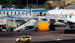 مطار مانشستر - رويترز