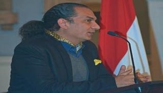 الفنان التشكيلي المصري رضا عبدالرحمن