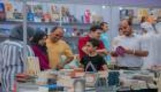 موسيقى وترفيه وأشغال يدوية في معرض العين للكتاب