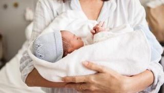 الممرض دانييلي منح تعليماته للزوج عبر الهاتف