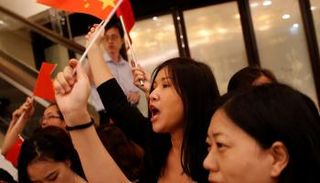 الصين تخفض الضرائب والرسوم 