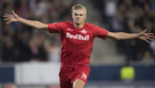 يمتدح سولسكاير.. هالاند موهبة النرويج يفتح الباب أمام مانشستر يونايتد