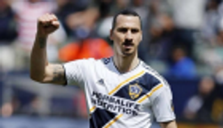 صفقة انتخابية.. بوكا جونيورز يسعى لضم إبراهيموفيتش مجانا