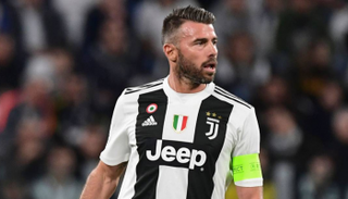 بارزالي لاعب يوفنتوس