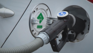 استخدام وقود الهيدروجين يحد من انبعاثات غازات الاحتباس الحراري