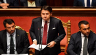 رئيس الوزراء الإيطالي يدعو لخفض التوترات بمنطقة الخليج