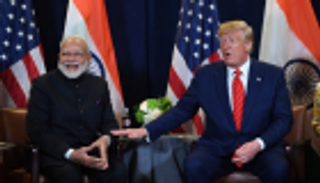 ترامب يحث رئيس وزراء الهند على تحسين العلاقات مع باكستان