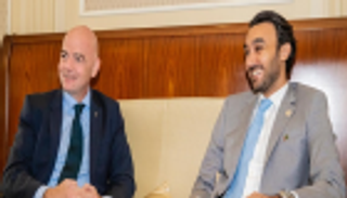الأمير عبدالعزيز بن تركي الفيصل يلتقي رئيس الفيفا
