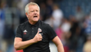 "نحتاج لـ10 مدافعين".. مدرب شيفيلد الإنجليزي يسخر من مواجهة ليفربول