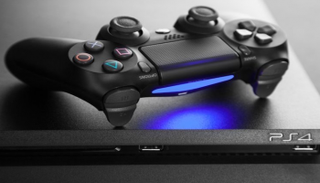 جهاز تحكم بلاي ستيشن 4