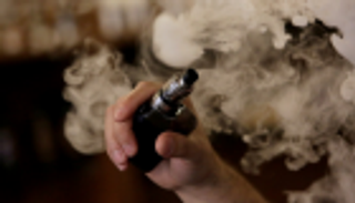 12 وفاة بالتدخين الإلكتروني في أمريكا