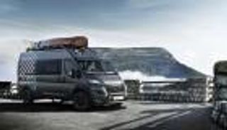 Boxer 4x4.. طراز بيجو الاختباري الجديد للرحلات