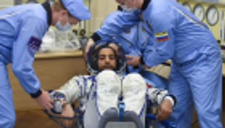 شقيقة هزاع المنصوري: كان يحلم بمعانقة الفضاء