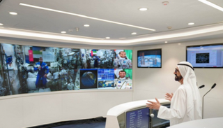 الشيخ محمد بن راشد آل مكتوم يتحدث لهزاع المنصوري