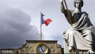 فرنسا تعتمد ميزانية 2020