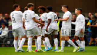 مستغلا تعثر لايبزيج.. بايرن يتصدر الدوري الألماني بفوزه على بادربورن